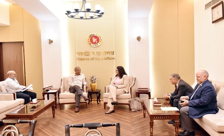 বাংলাদেশের নিরাপত্তা খাতে সহযোগিতা বাড়াতে যুক্তরাষ্ট্রকে আহ্বান